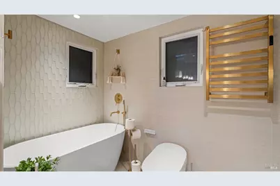 311 Grandview Avenue, Novato, CA 94945 - Photo 31