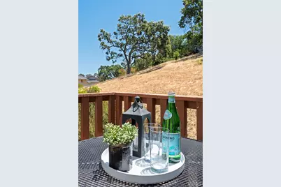 1142 Redwood Boulevard, Novato, CA 94947 - Photo 31