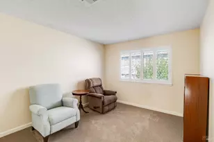 331 E T St, Benicia, CA 94510 - Photo 17
