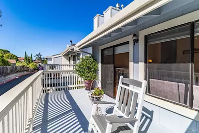 331 East T Street, Benicia, CA 94510 - Photo 21