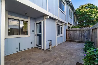 331 East T Street, Benicia, CA 94510 - Photo 33