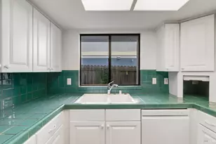 331 E T St, Benicia, CA 94510 - Photo 9