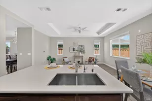 1211 Eton Ct, Fairfield, CA 94533 - Photo 17