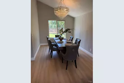 137 Valhalla Court, Vacaville, CA 95687 - Photo 9