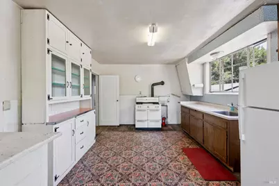 18696 Manzanita Road, Sonoma, CA 95476 - Photo 17