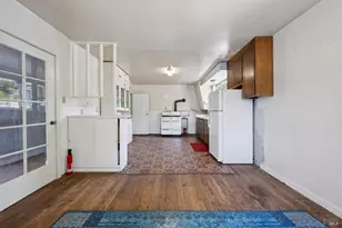 18696 Manzanita Rd, Sonoma, CA 95476 - Photo 15