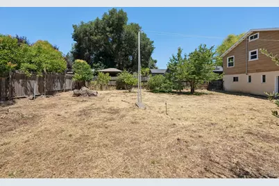 18696 Manzanita Road, Sonoma, CA 95476 - Photo 31