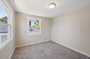 18696 Manzanita Rd, Sonoma, CA 95476 - Photo 25