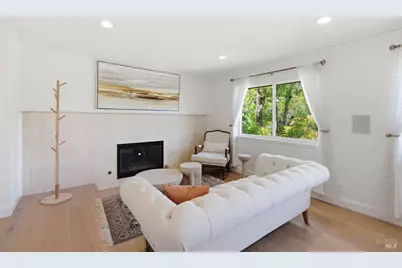 583 Fairway Drive, Novato, CA 94949 - Photo 15