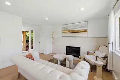 583 Fairway Drive, Novato, CA 94949 - Photo 17