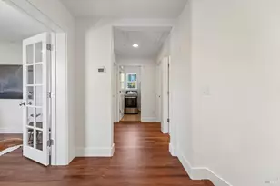 3 Buckhorn Ct, San Rafael, CA 94903 - Photo 23