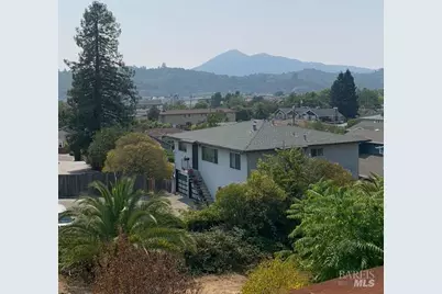 31 Valencia Avenue, San Rafael, CA 94901 - Photo 9