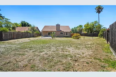 2771 Woodmont Court, Fairfield, CA 94533 - Photo 25