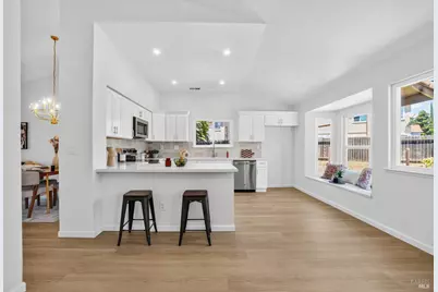 2771 Woodmont Court, Fairfield, CA 94533 - Photo 9