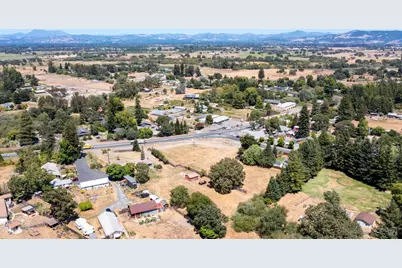 1794 S Hwy 116 Highway, Sebastopol, CA 95472 - Photo 9