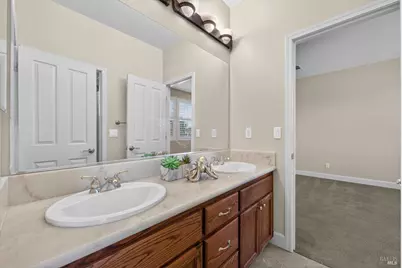 1066 Winterwood Drive, Fairfield, CA 94533 - Photo 61