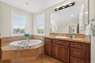 1066 Winterwood Dr, Fairfield, CA 94533 - Photo 55