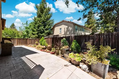 1066 Winterwood Drive, Fairfield, CA 94533 - Photo 87