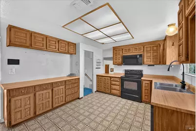 106 Clayton Circle, Vacaville, CA 95687 - Photo 13