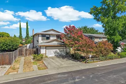 106 Clayton Circle, Vacaville, CA 95687 - Photo 1