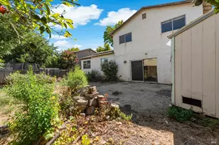 106 Clayton Cir, Vacaville, CA 95687 - Photo 51
