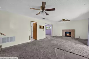 106 Clayton Cir, Vacaville, CA 95687 - Photo 23