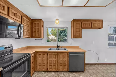 106 Clayton Circle, Vacaville, CA 95687 - Photo 19