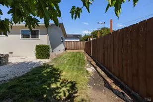 127 Whitecliff Dr, Vallejo, CA 94589 - Photo 23