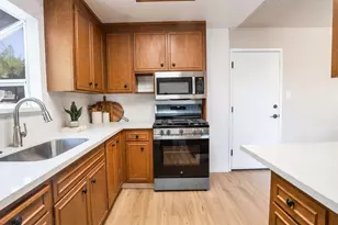 2015 Southwood Dr, San Pablo, CA 94806 - Photo 11
