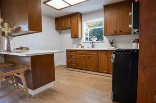 2015 Southwood Dr, San Pablo, CA 94806 - Photo 9