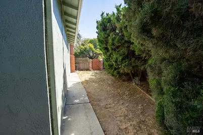 2015 Southwood Drive, San Pablo, CA 94806 - Photo 25