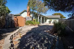 2015 Southwood Dr, San Pablo, CA 94806 - Photo 29