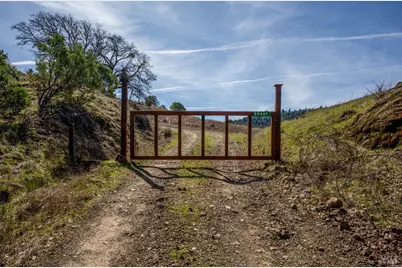 20401 Tomki, Redwood Valley, CA 95470 - Photo 19