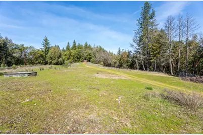 20401 Tomki, Redwood Valley, CA 95470 - Photo 13