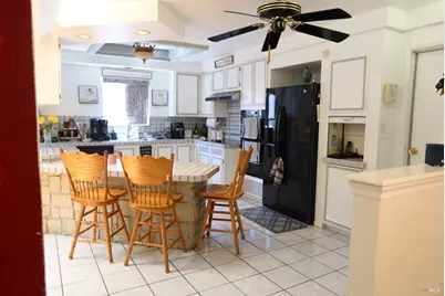 303 Dahlia Street, Fairfield, CA 94533 - Photo 17
