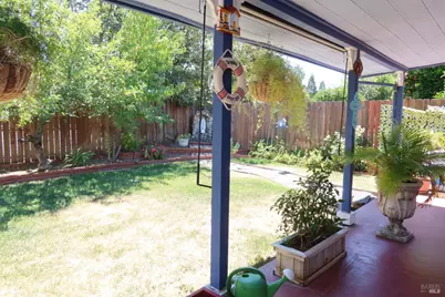 303 Dahlia Street, Fairfield, CA 94533 - Photo 33