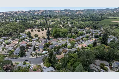 2642 W Pueblo Avenue, Napa, CA 94558 - Photo 53