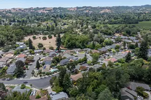 2642 W Pueblo Ave, Napa, CA 94558 - Photo 53