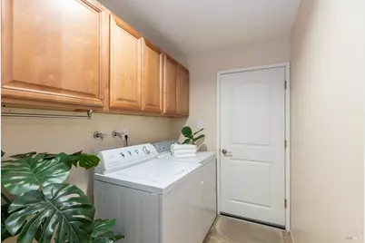 2642 W Pueblo Avenue, Napa, CA 94558 - Photo 29
