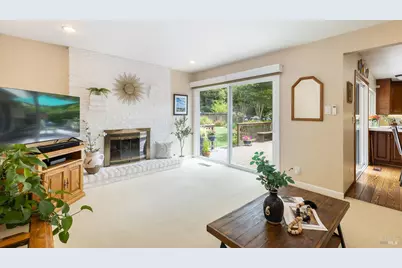 2642 W Pueblo Avenue, Napa, CA 94558 - Photo 13