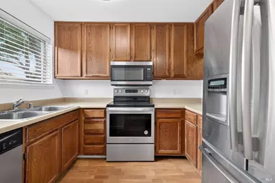 746 Santa Alicia Drive, Rohnert Park, CA 94928 - Photo 5