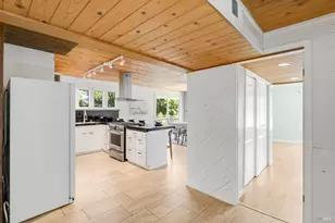 730 W I St, Benicia, CA 94510 - Photo 21
