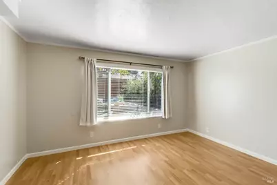 730 W I Street, Benicia, CA 94510 - Photo 11