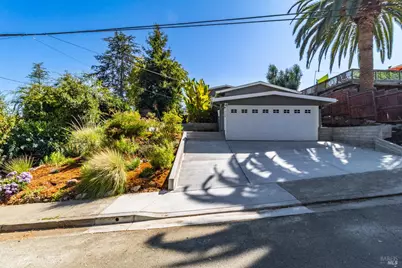 730 W I Street, Benicia, CA 94510 - Photo 3