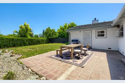 184 Brookdale Drive, Vacaville, CA 95687 - Photo 37
