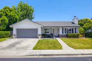 184 Brookdale Dr, Vacaville, CA 95687 - Photo 3