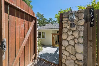 2 Michael Way, San Anselmo, CA 94960 - Photo 5