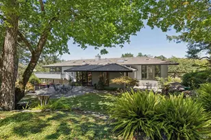 1235 White Oak Dr, Santa Rosa, CA 95409 - Photo 3