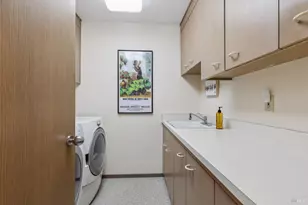 1235 White Oak Dr, Santa Rosa, CA 95409 - Photo 53