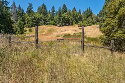 19170 Monahan Creek Road, Yorkville, CA 95494 - Photo 45